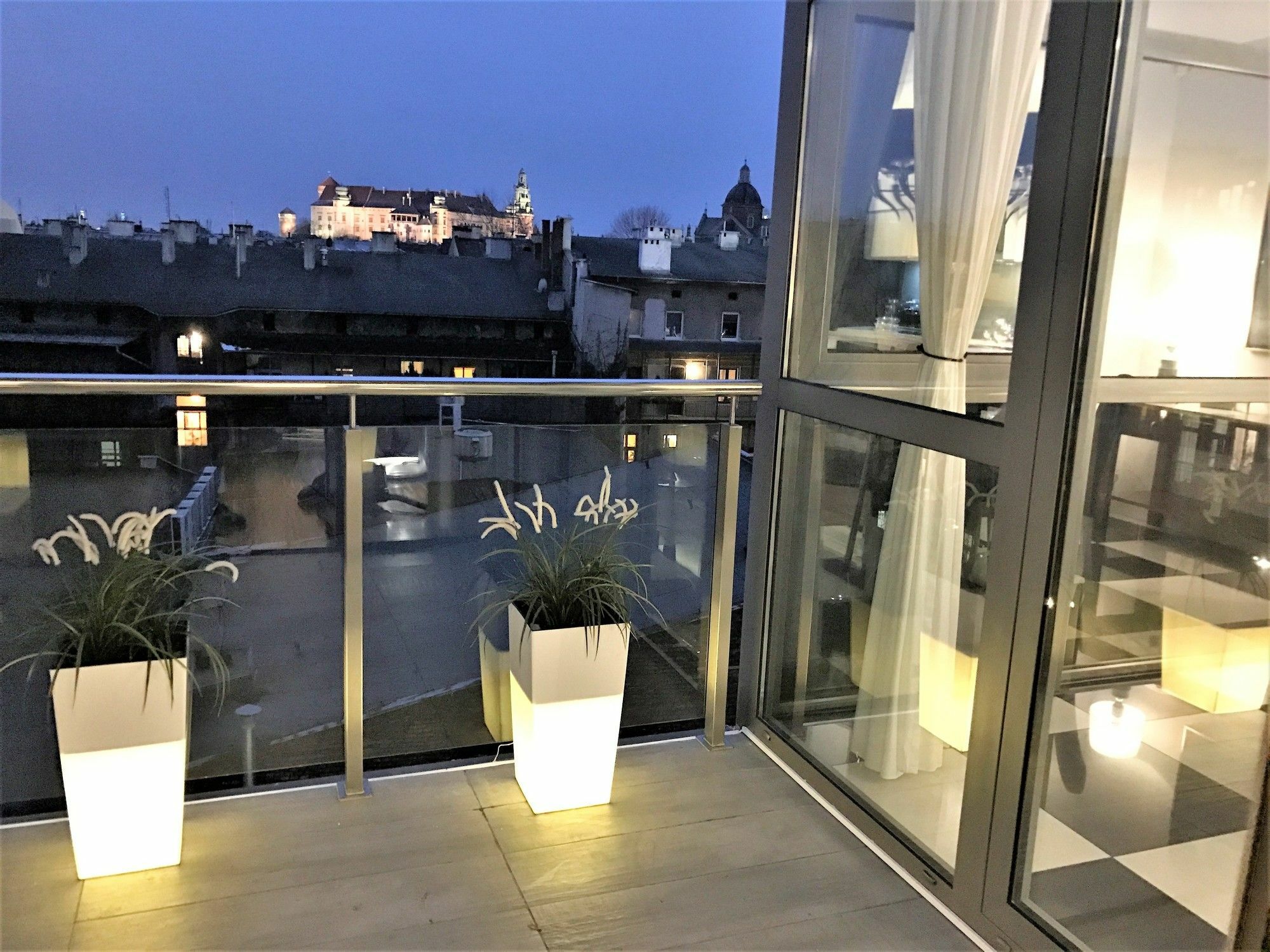 Mondrian Luxury Suites & Apartments Krakow Old Town Exterior foto